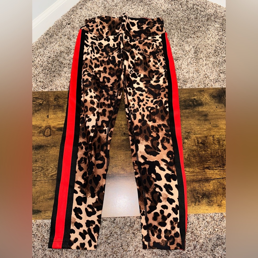 Calvin Klein Cheetah Leggings